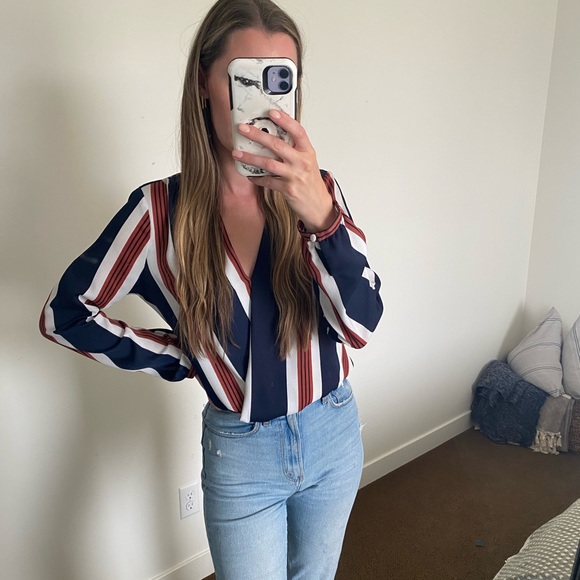 Dynamite Striped Blouse - size small - Picture 4 of 4